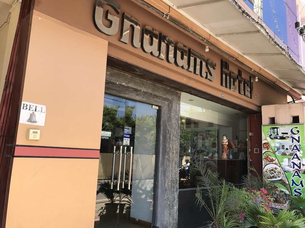 Gnaanams Hotel And Restaurant Jaffna Eksteriør billede