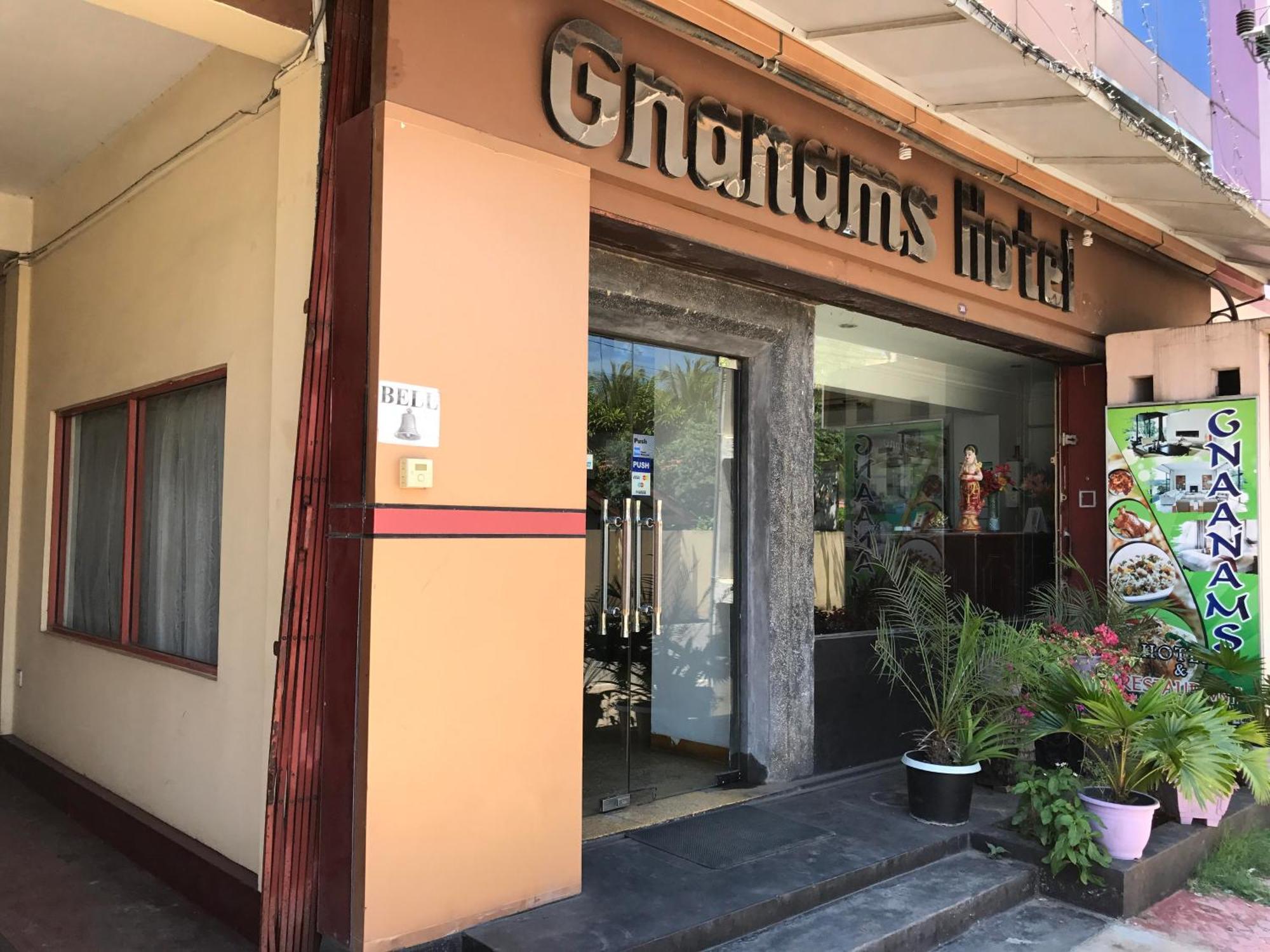 Gnaanams Hotel And Restaurant Jaffna Eksteriør billede